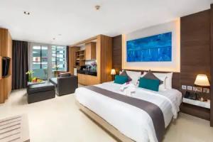 Kudo Hotel & Beach Club (Adults Only), Patong