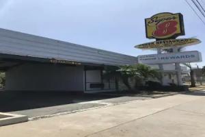 Skyways Hotel, Los Angeles