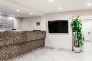 Days Inn by Wyndham San Diego Hotel Circle, San Diego