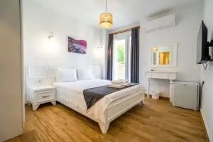 Londia Alaçatı, Alacati