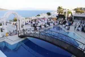 Frame Suites, Guembet