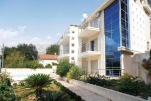Stunning Home in Kotor With Wifi and 1 Bedrooms, Dobrota
