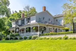 The Old Bank House, Niagara-On-The-Lake