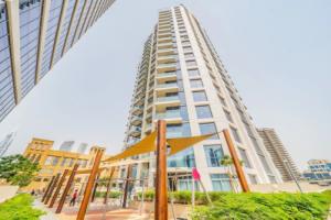 Glamorous Apartment Facing Burj Khalifa, Dubai