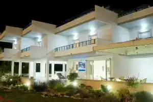 Riviera Residence Apartments, Terracina