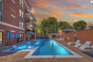 Landing Furnished Apartments near Medical District, Memphis