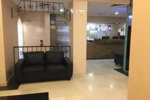 Simba Hotel, Dubai