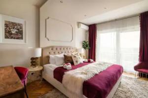 Gryffindor Tower Apartments, Bucharest