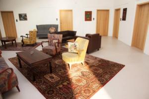 Snotra Hostel, Hella