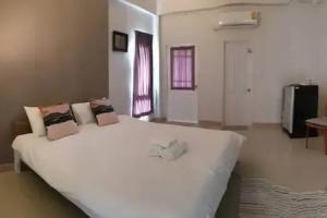 Prinya House, Bang Lamung