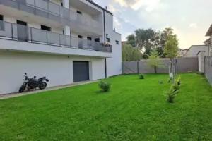 DISZTINGVÁLT Apartman, Debrecen