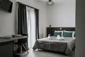 Crystal Studios, Ierissos