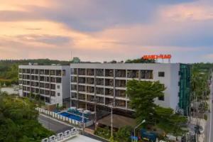 Maikhao Hotel , Mai Khao