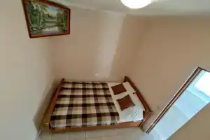 Apartments in the Chalky cul-de-sac, Samara