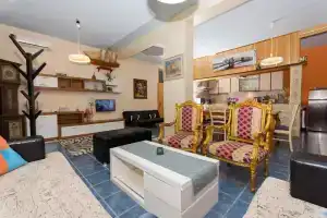Villa Stil, Trogir