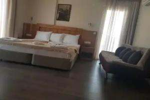 my Solmaz Otel, Cesme