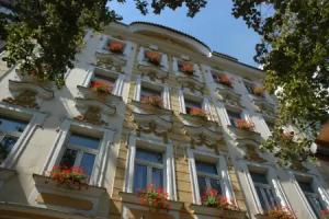 Adria Hotel Prague, Prague