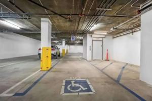 Newly Built Retreat Parking Great Location Apartments, Pasadena