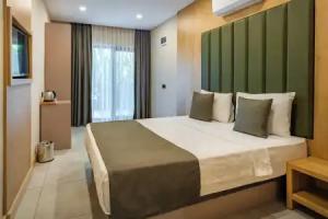 Perast Garden Hotel, Cirali