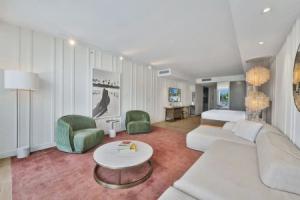 W Hotel Residences Suite South Beach, Miami Beach