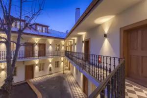 Hotel At the White Lily, Prague
