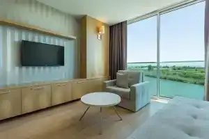 Aska River Suites, Lara