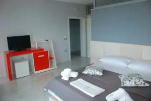 Oceanic Overview Suites, Sarande