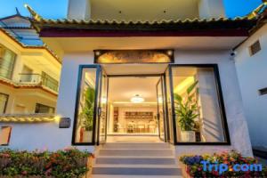 Canglan Famous Residence Designer Sightseeing Home stay (the Old Town of Store) Mini-hotel, Lijiang