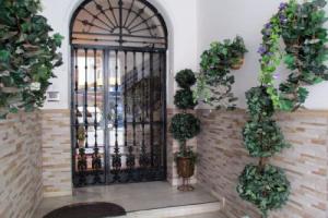 Noches en Triana, Seville