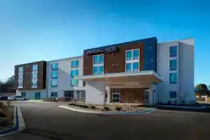 Howard Johnson East Hotel, Lansing