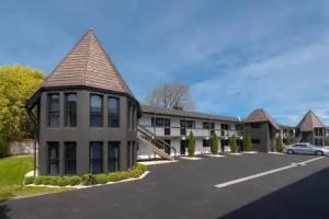 The Towers on the Park, Christchurch