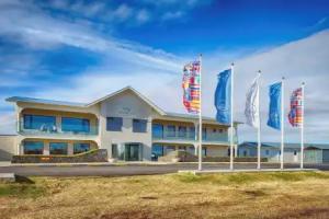 Stracta Hotel, Hella