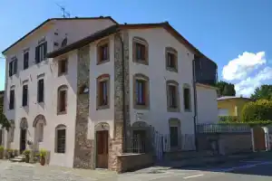 Tangohotel, Lucca