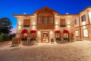 6 Rooms by Azumare, Side