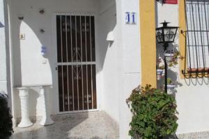 Bungalow Carpe Diem wifi Netflix Cottage, Torrevieja