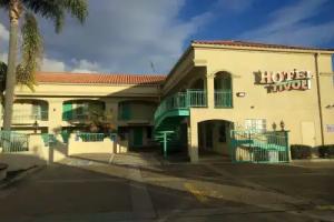 Lyfe Inn & Suites by Aga - LAX Airport, Inglewood