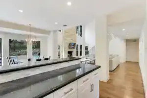 The Authentic Brickwood Retreat 4 Bedroom Home, Austin