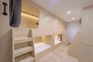 Snowball Hostel, Furano