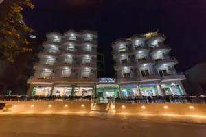 Hotel Blue Sky, Sarande