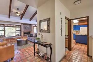 Beautiful 'saguaro Vista' w/ Mountain Views! Apartments, Tucson