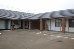 Tudor House Motel, Shepparton
