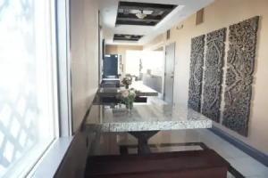 Tuscan Garden Inn, Los Angeles