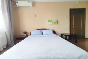 Apartments on Bolotnikovskaya street 36 building 6, Moscow