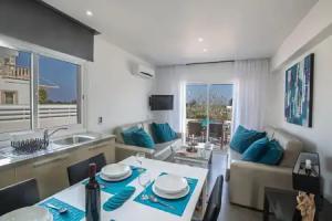 Nicholas Seaview Apartments, Protaras