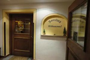 Hotel Restaurant Kröll, Reutte