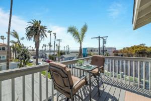 Seafaring Sweet Dreams 5 Minute Walk to Beach! Apartments, Carlsbad