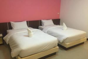 PhunsukGrand Hotel, Maha Sarakham