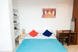 Mastabas Studios, Rethymno