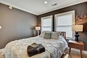 Spacious 4BR House Near Prime Downtown!, Indianapolis