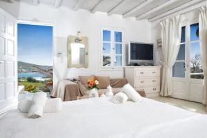 Manu Mykonos Beach Villas & Bungalows, Kalafatis